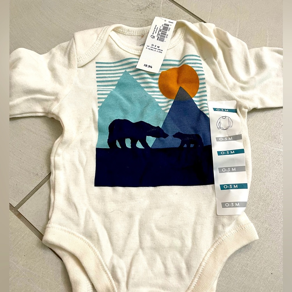 Mama and cub onesie 0-3 mos
